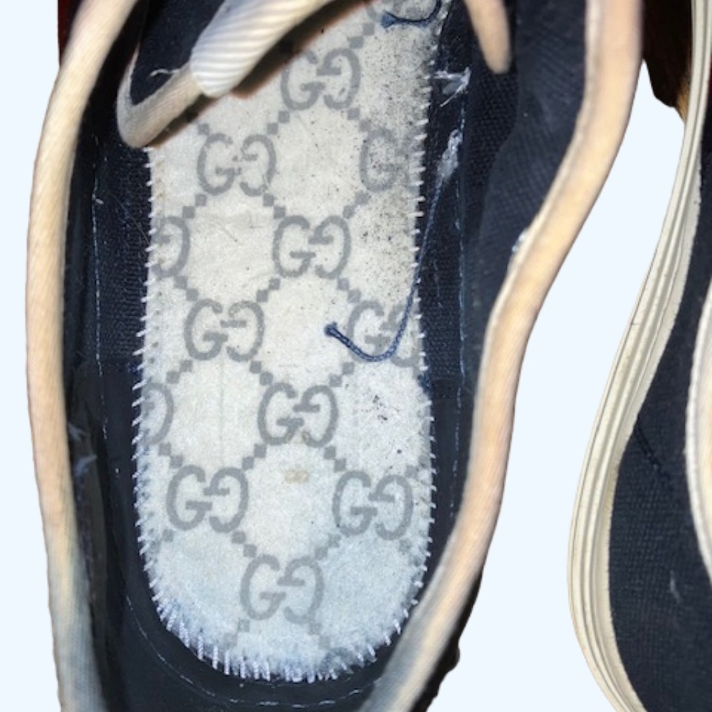 Gucci Ace Low Top Sneakers - Picture 9 of 16